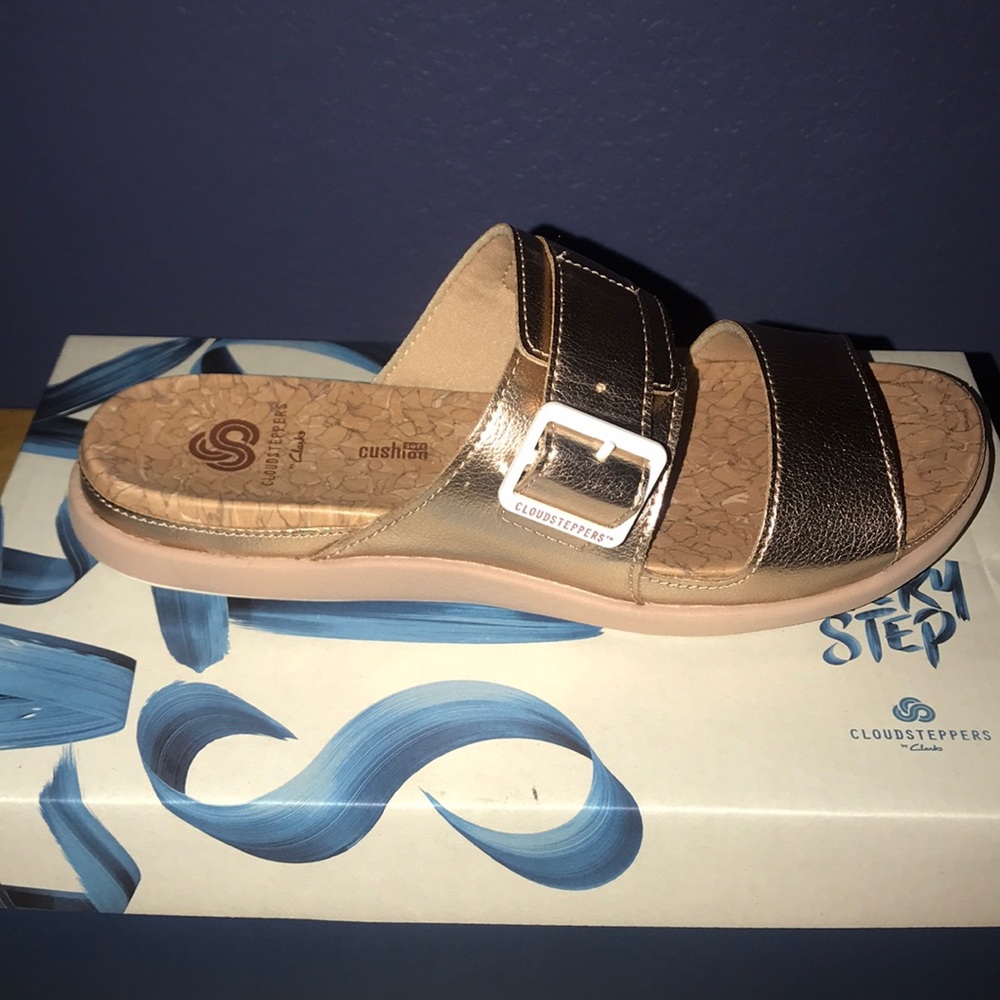 Shoe